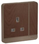 E8315_WD - Switched socket, AvatarOn, complete product, screw terminal, IP20, wood