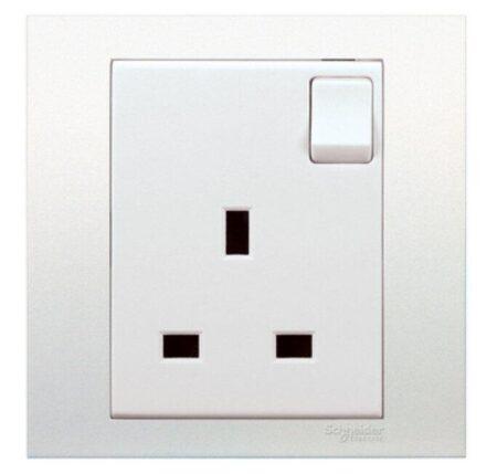 KB15 - Switched Socket, Vivace, 13A, 250V, 1 gang, white