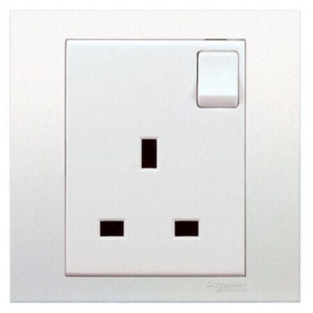 KB15 - Switched Socket, Vivace, 13A, 250V, 1 gang, white